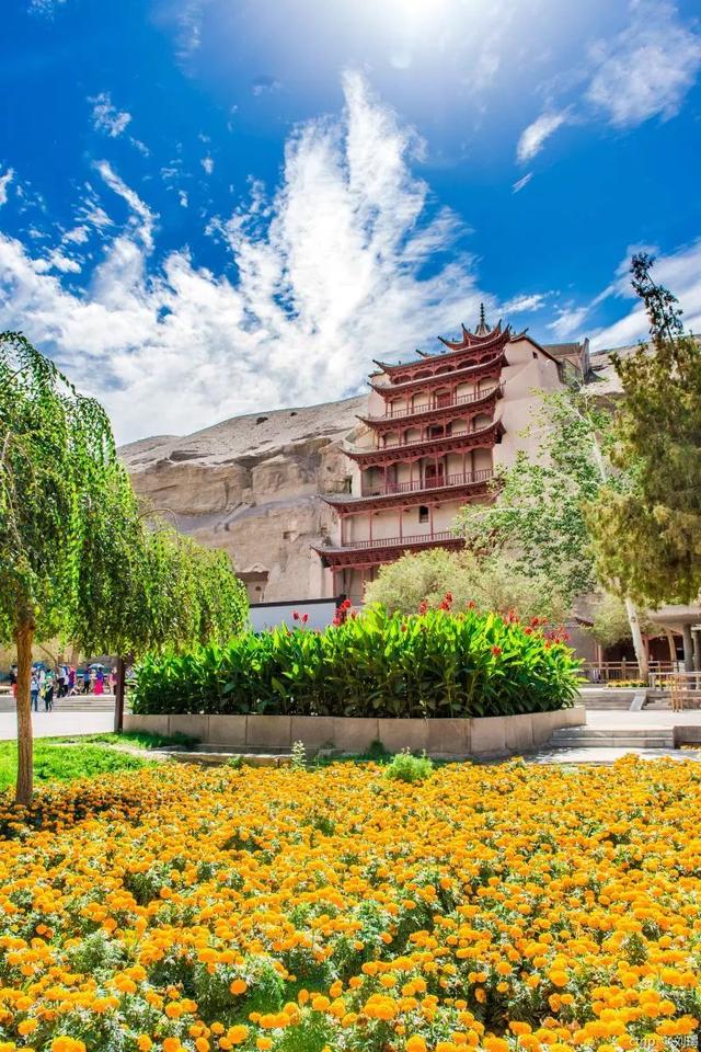 甘肃古城风情街景一瞥